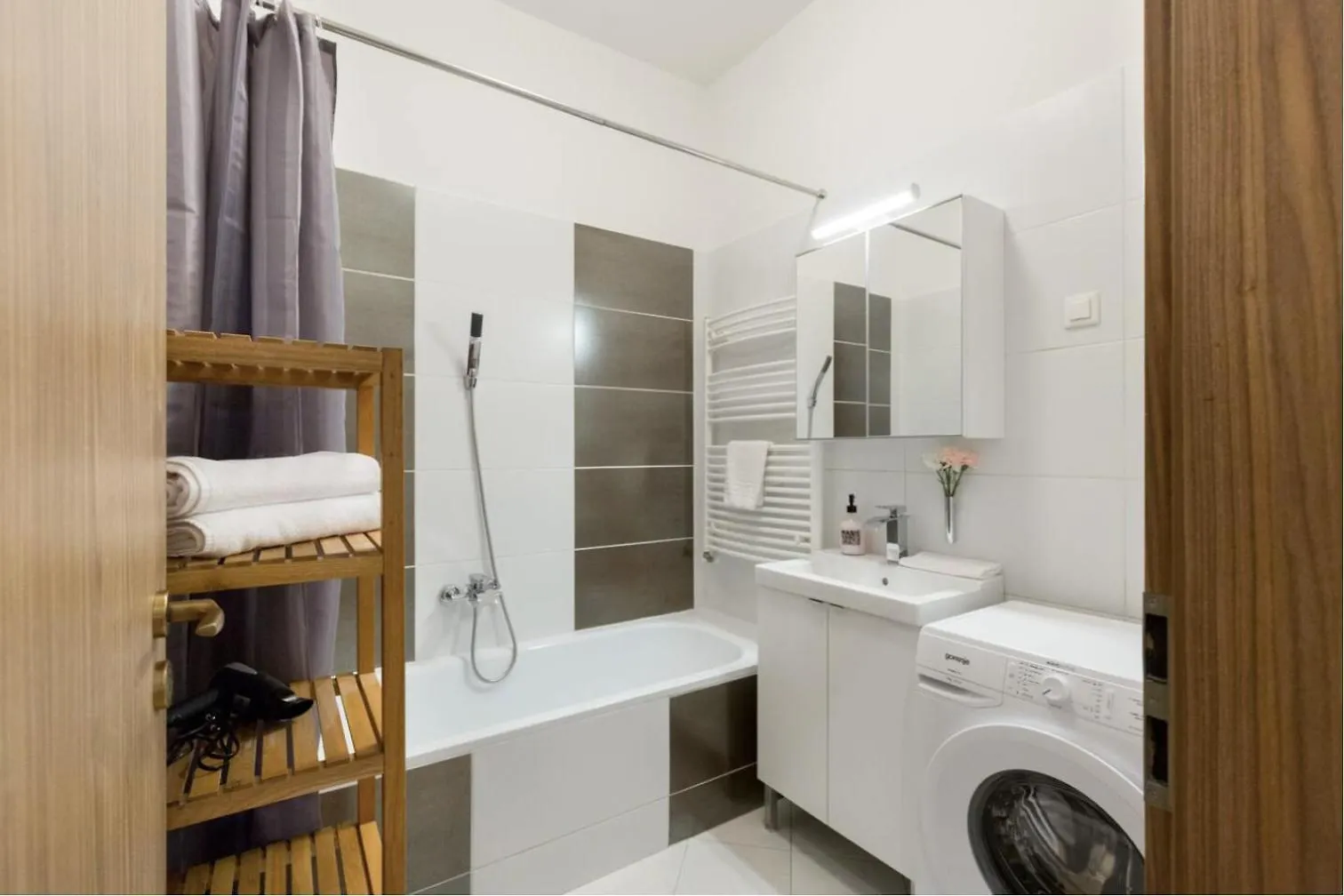 Apartment Kazinczy 3 Jewish Hq Bedroom + Living With Balcony Budapest Hungary